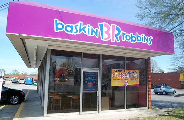 The Baskin-Robbins at 5510 W. Broad will host a reopening event Saturday from 1 to 4 p.m. (Photo by Lena Price)