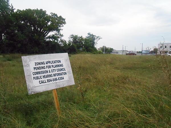 The site of the planned Dollar Tree at Cowardin and McDonough streets. (Photos by Burl Rolett)