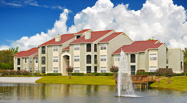 Capital Square Realty Advisors bought the Bridgeview Apartments in Tampa. (Photo courtesy of Capital Square)