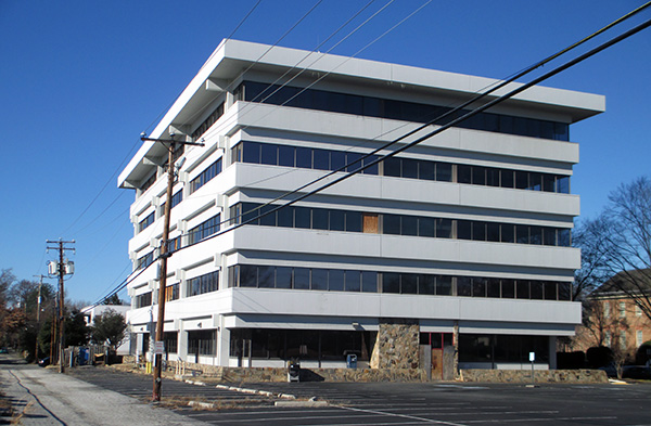 The 69,000-square-foot building at 3805 Cutshaw Ave. (Photo by Burl Rolett)