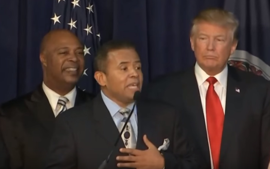 Pastor Stephen Parson endorses presidential candidate Donald Trump at a rally earlier this month. Image via Right Side Broadcasting.