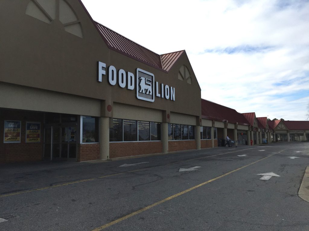 A Food Lion shopping center was sold in mid-December. Photos by Katie Demeria.