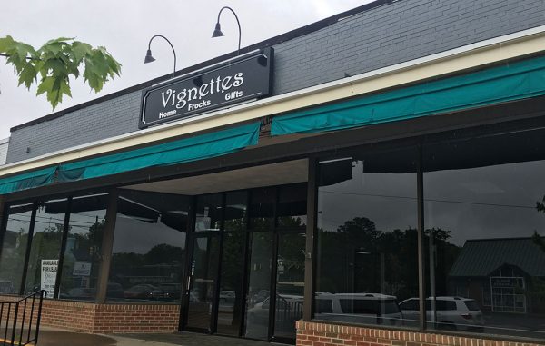 Vignetters by Design closed its shop at 5726 Patterson Ave. (Mike Platania)