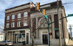 Bank of Commerce & Trust building