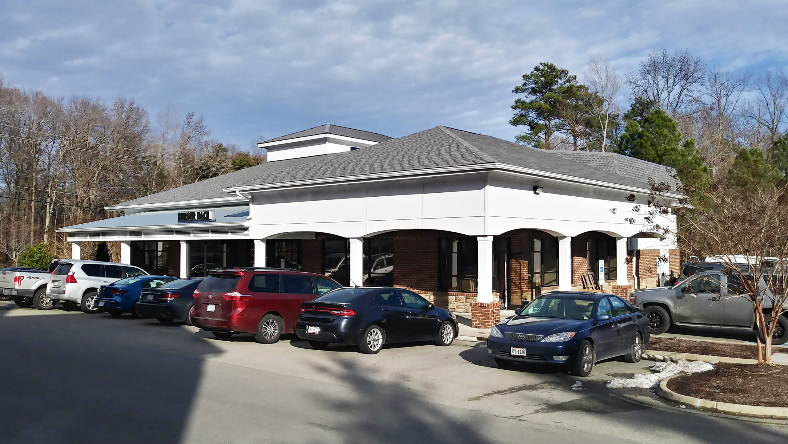 Richmond physical therapy practice buys Midlothian building