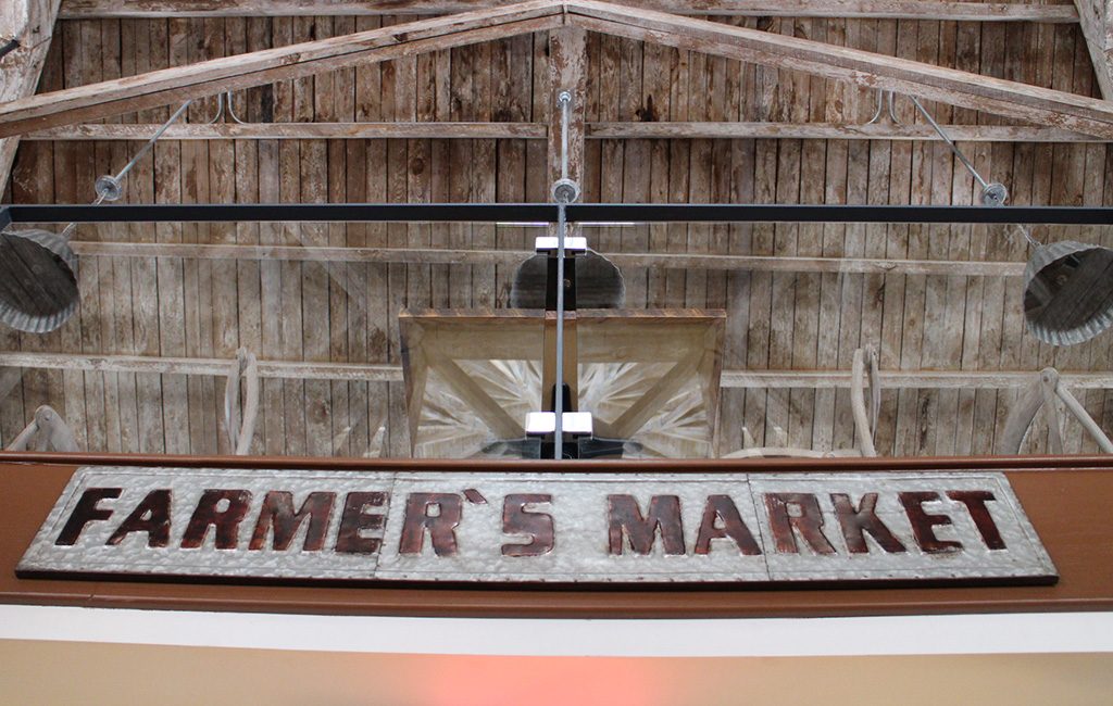 Farmer's Market opened in late January in Petersburg's Old Town District. (J. Elias O'Neal)
