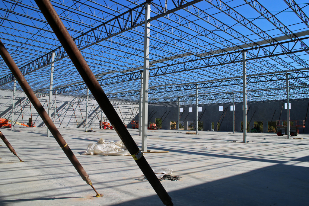 A new industrial building is quickly rising Photos by Burl Rolett.